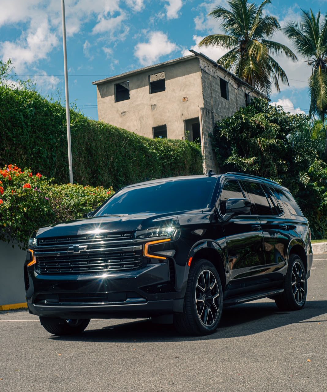 Chevrolet Tahoe 2021, color negro